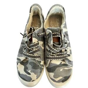 Vintage Havana Fly Grey Camo Sneakers Size 6.5